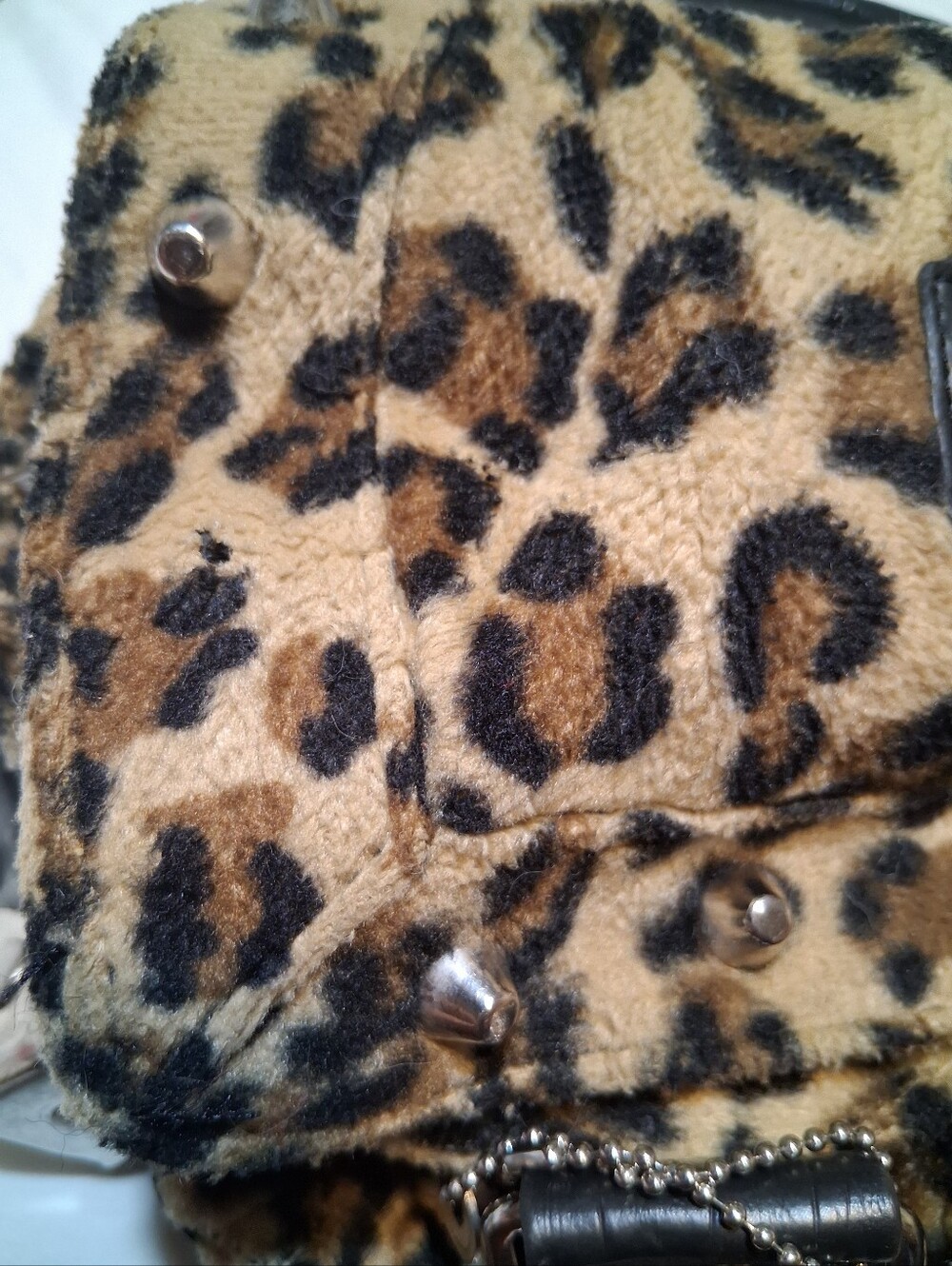 Lux de Ville Leopard Faux Fur Stud Satchel Spikes Key Charm Punk Rockabilly Bag - Picture 14 of 17